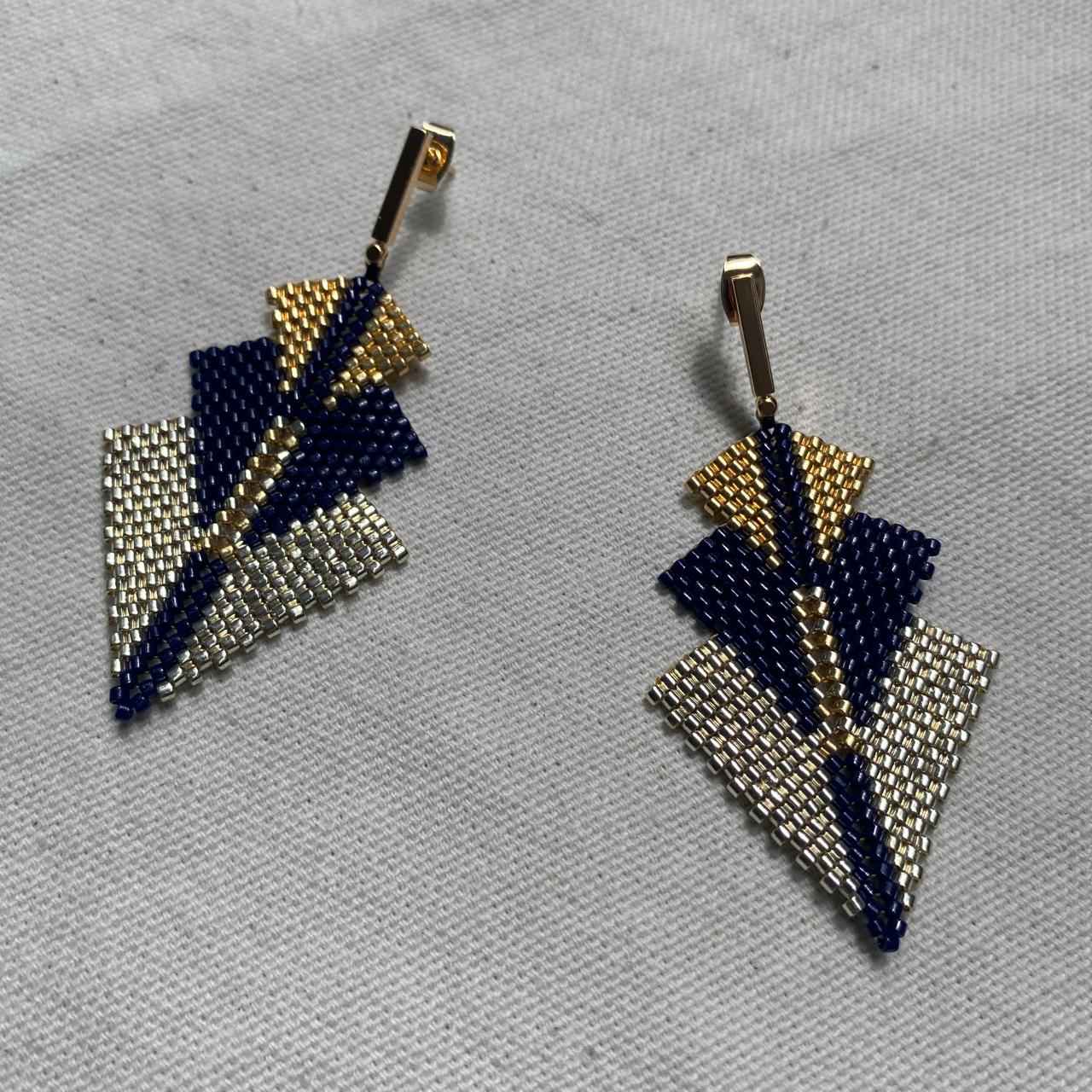 Aretes Mini Rigel Plateado, Dorado y Azul Marino