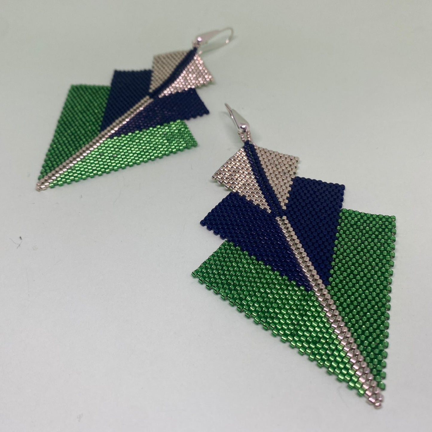 Aretes Cygni Verde Limón