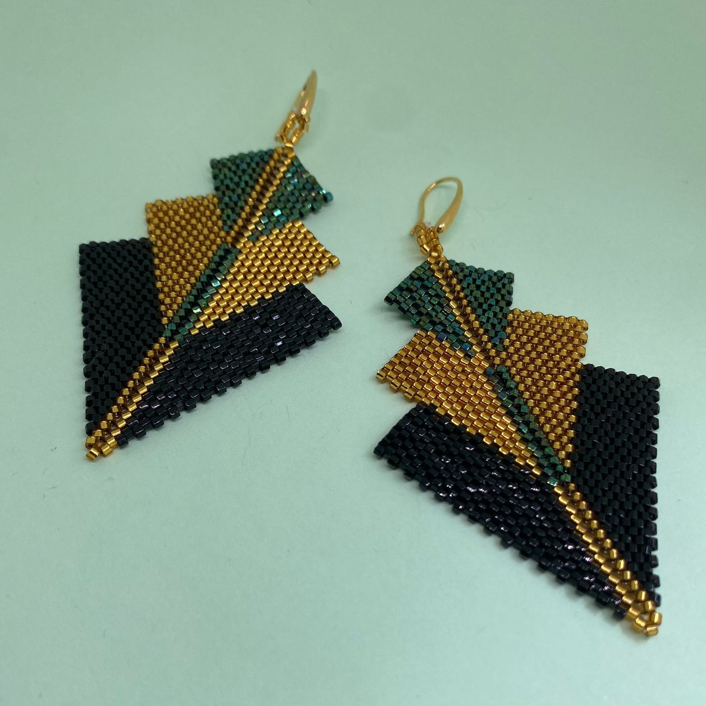 Aretes Danika Negro y Verde