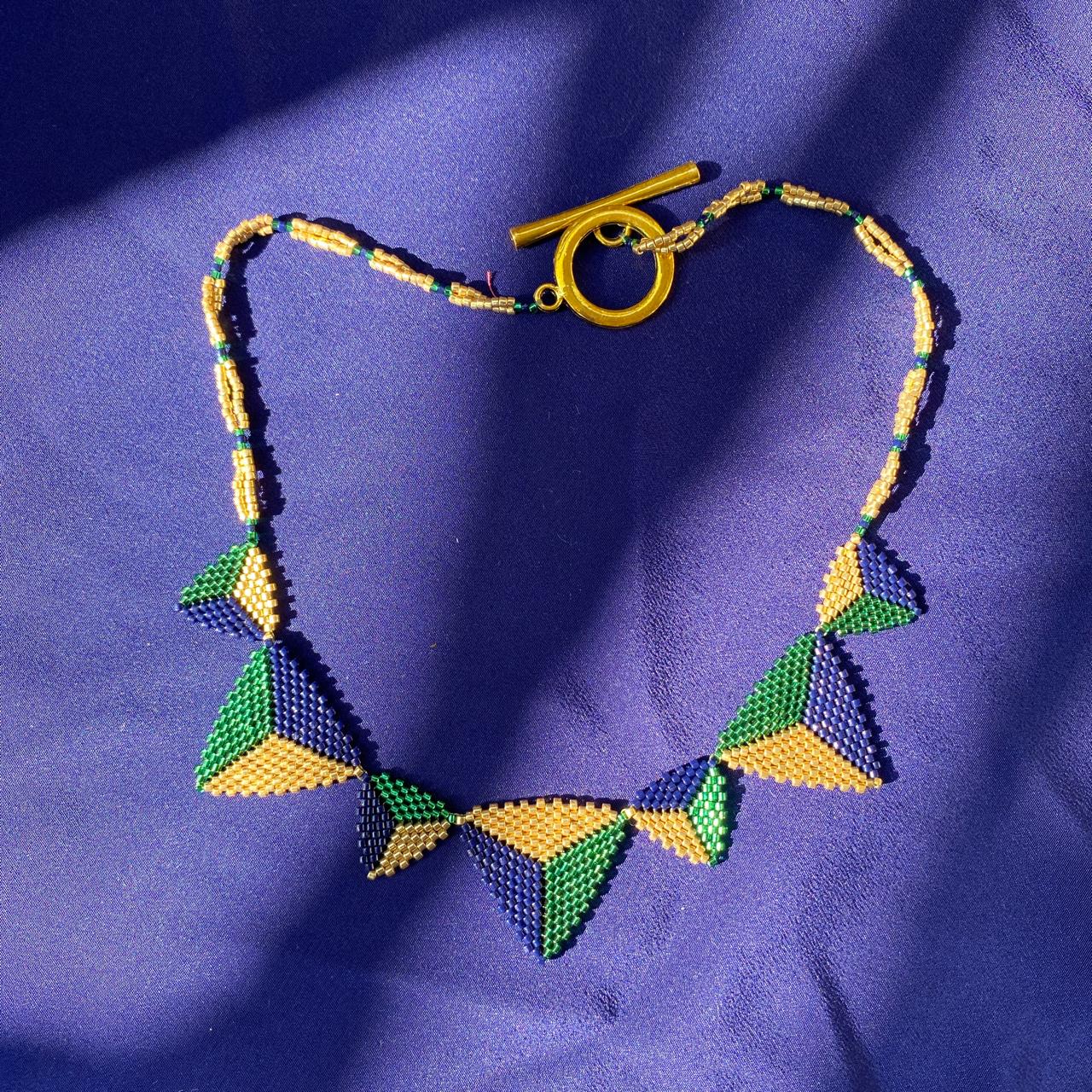 Collar Altaïr Verde Limón y Azul Marino