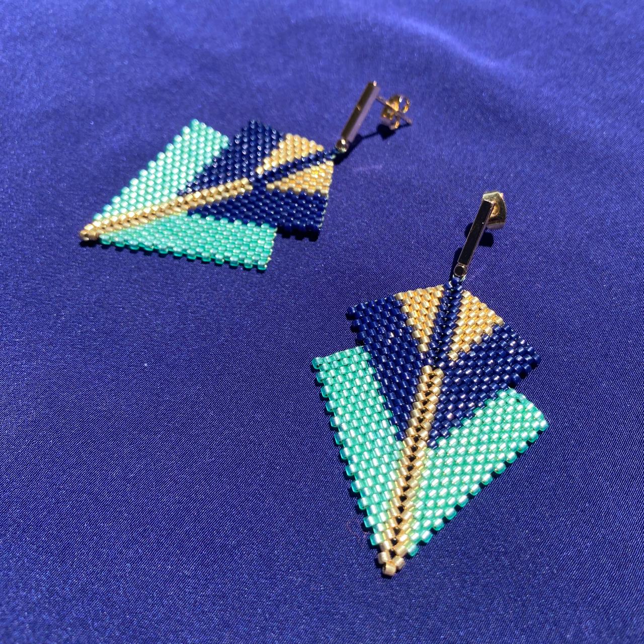 Aretes Centauri Verde Agua, Azul Marino y Dorado