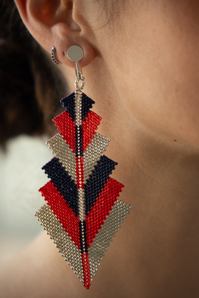Aretes Prabhas Rojo y Azul Marino