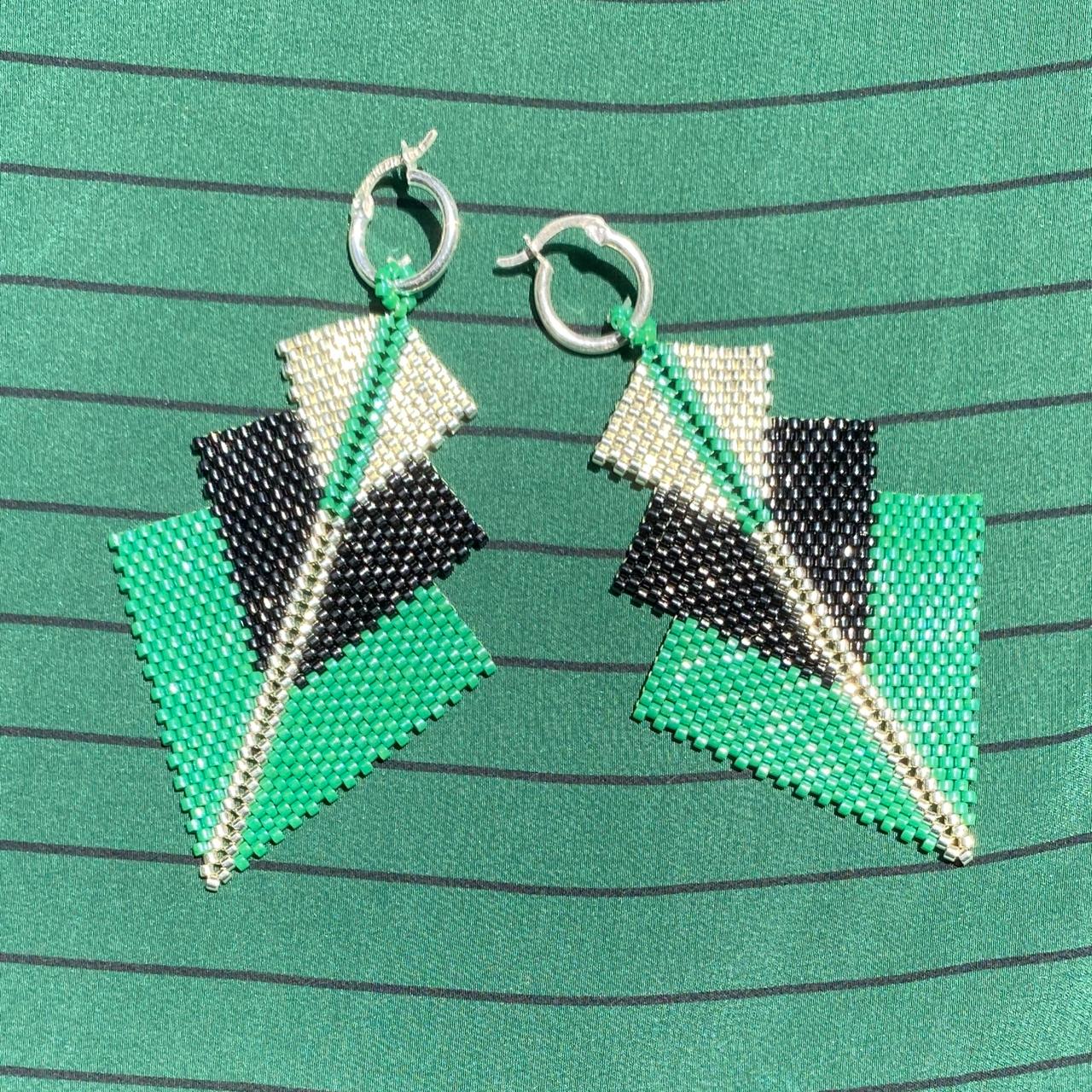 Aretes Danika Verde Esmeralda