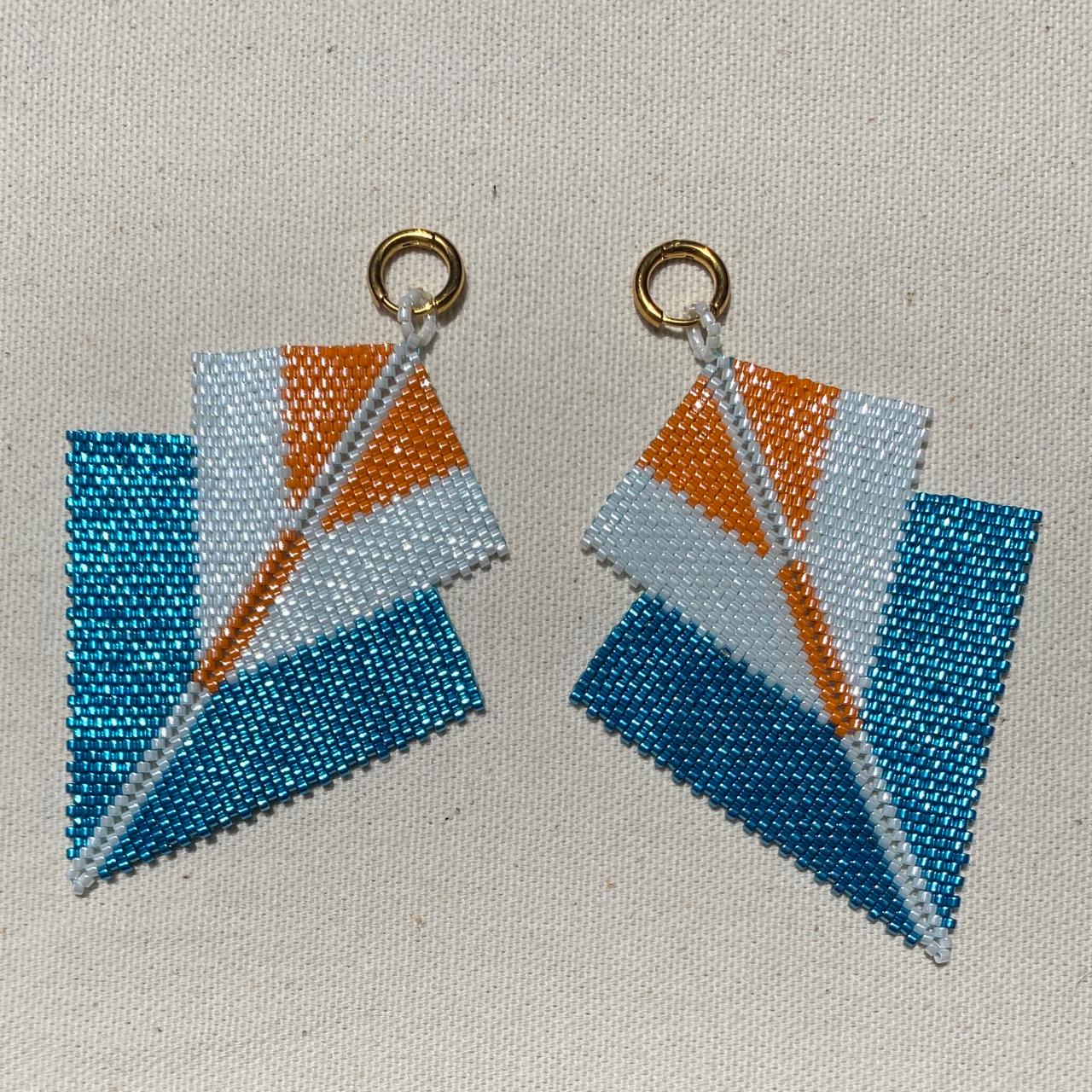 Aretes Sirius Azul Eléctrico