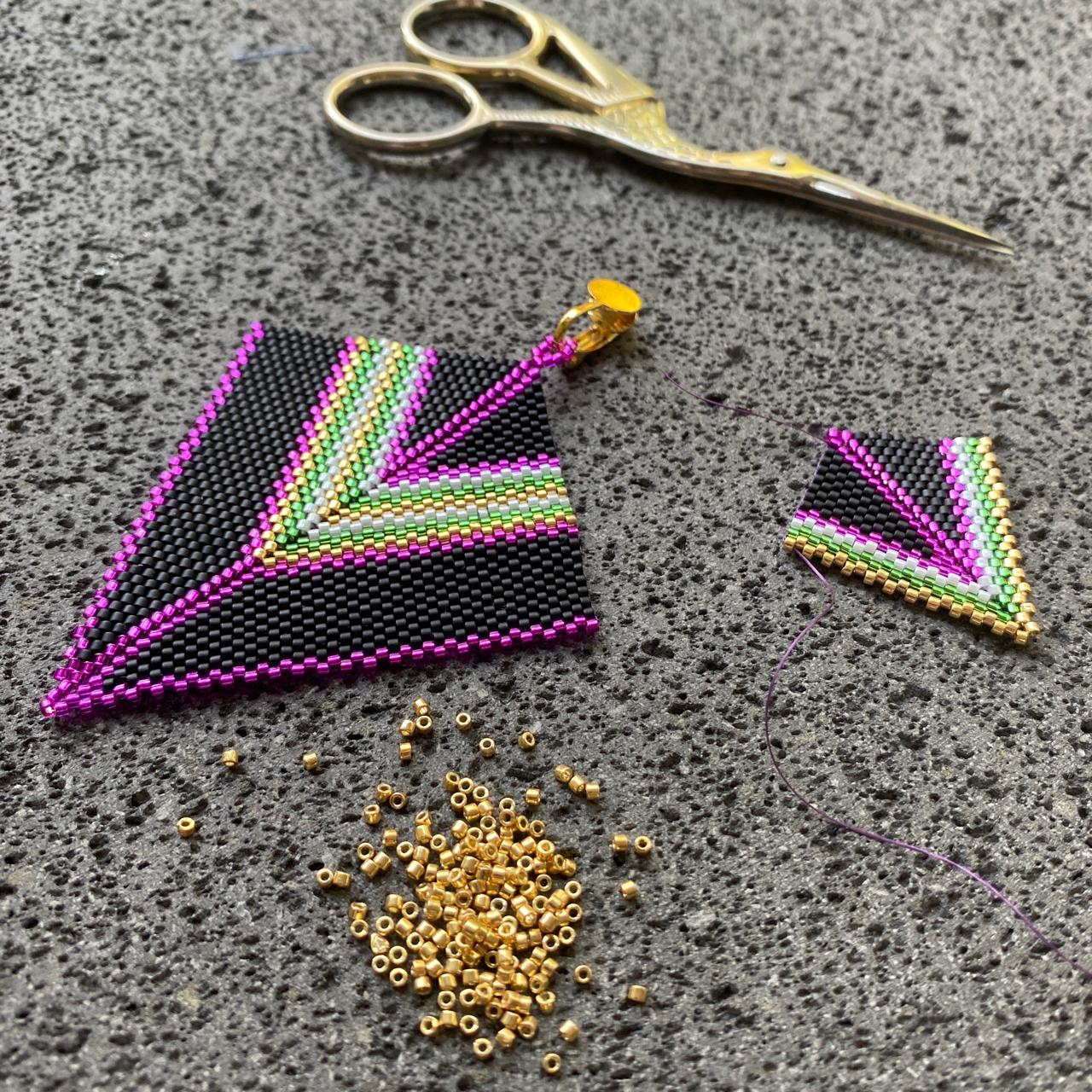 Aretes Penacho Negro