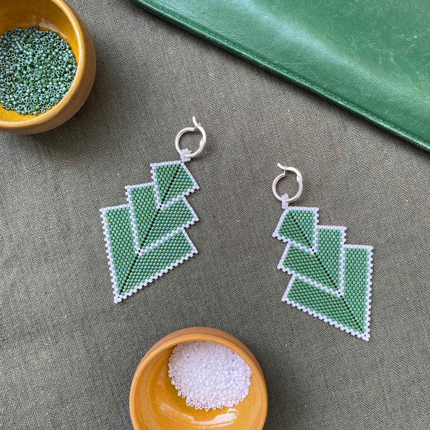 Aretes Danika Verde y Blanco - Laguna