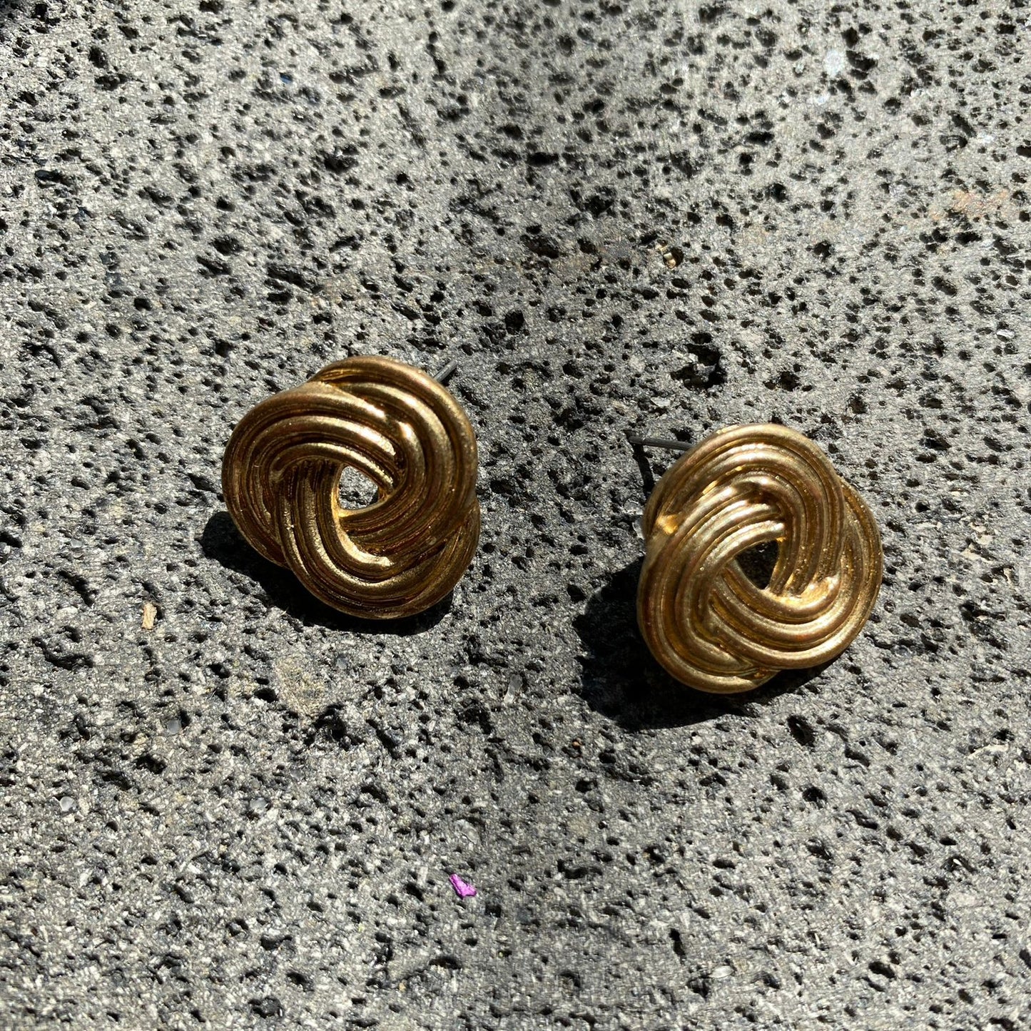 Postes Vintage Trenzas Dorado