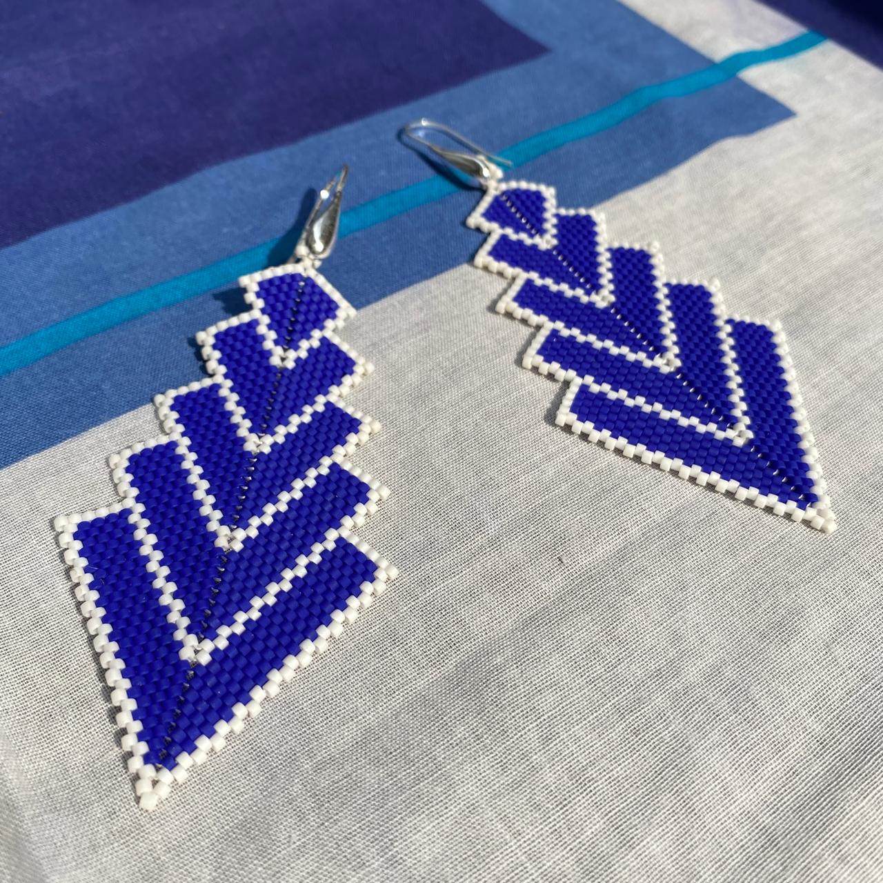 Aretes Capella Azul Rey y Blanco