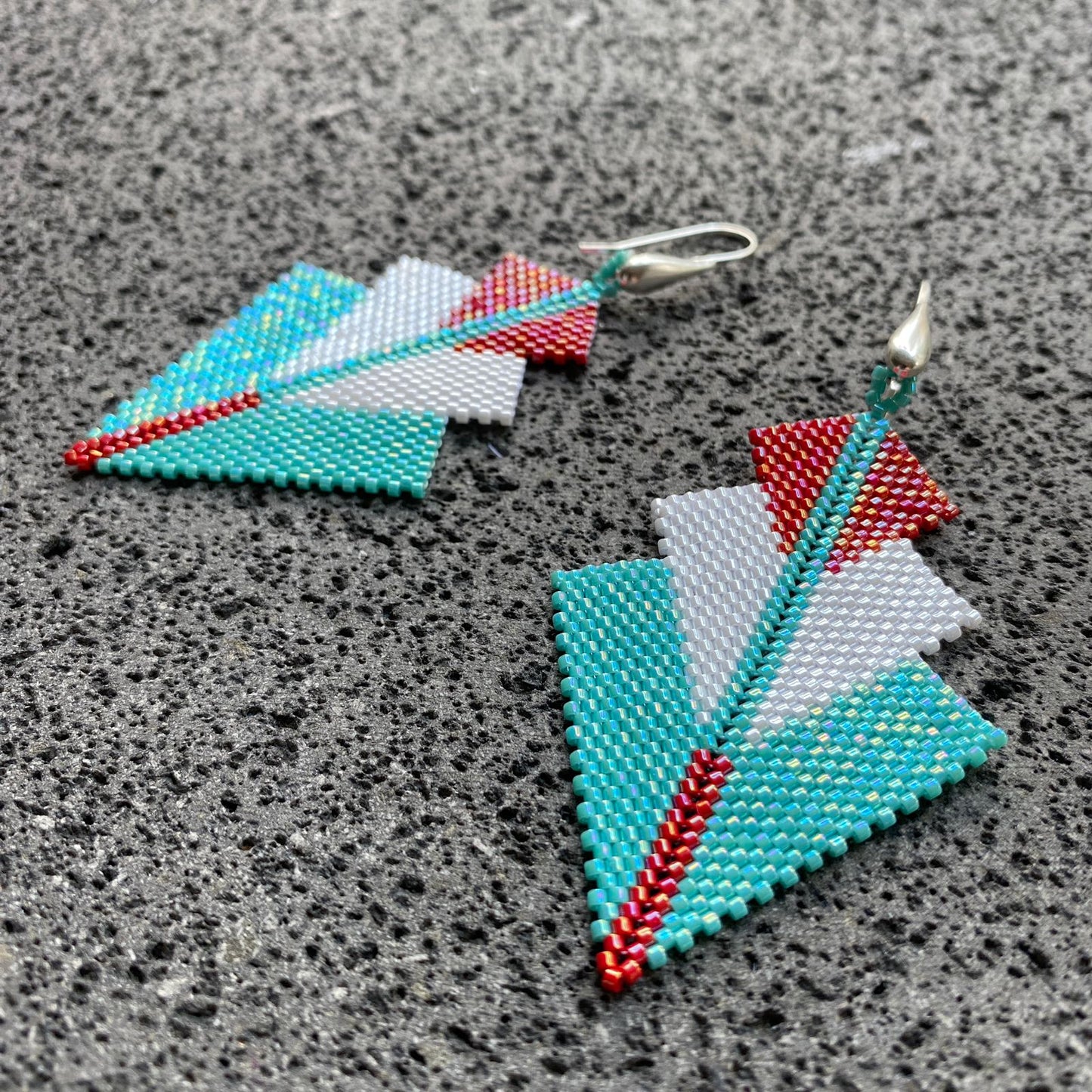 Aretes Danika Turquesa, Blanco y Rojo