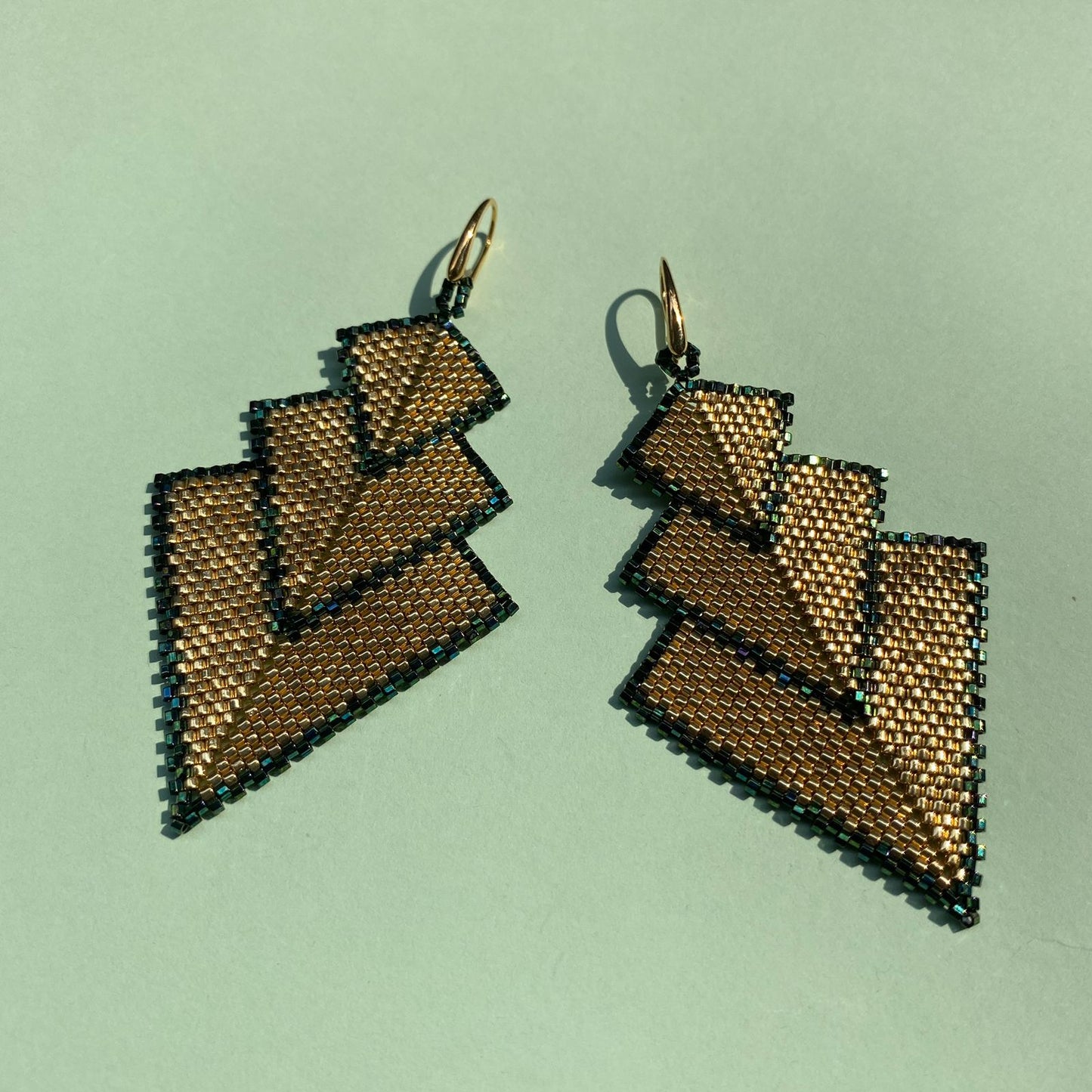 Aretes Danika Dorado y Verde