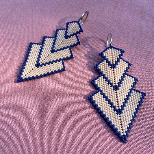 Aretes Rigel Rosa Claro y Azul - Las Coloradas