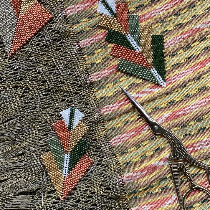 Aretes Capella Verdes y Dorados - Asimétrico