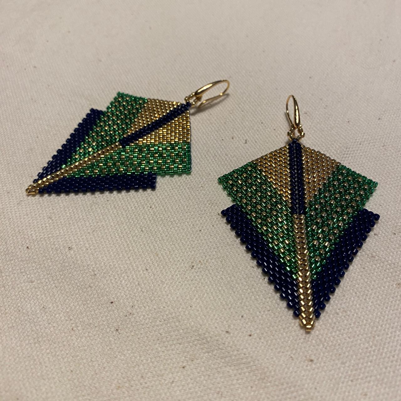 Aretes Canopo Verde Limón y Azul Marino