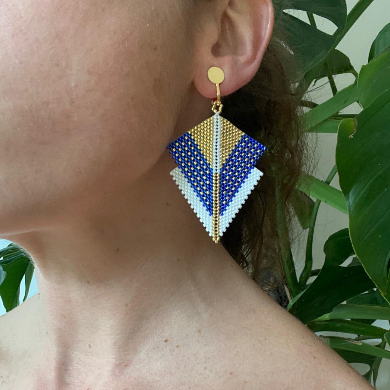 Aretes Canopo Azul y Blanco