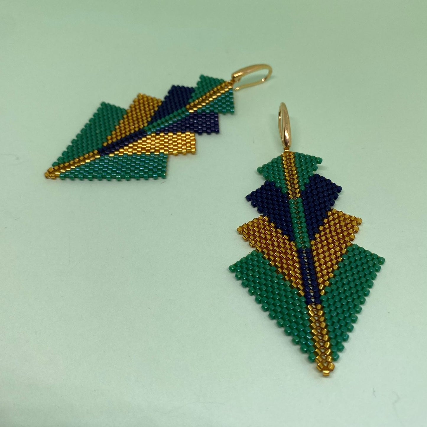 Aretes Rigel Verde Esmeralda y Azul Marino