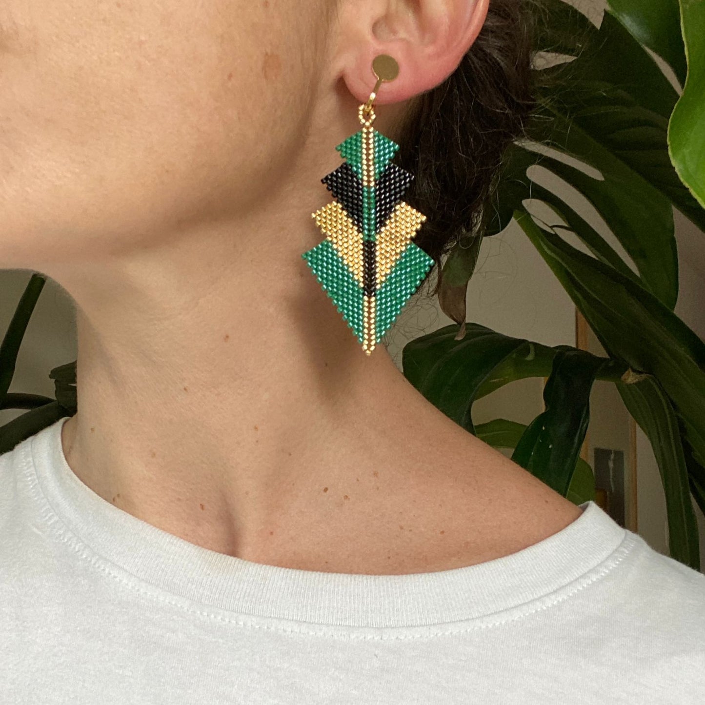 Aretes Rigel Verde Esmeralda y Negro