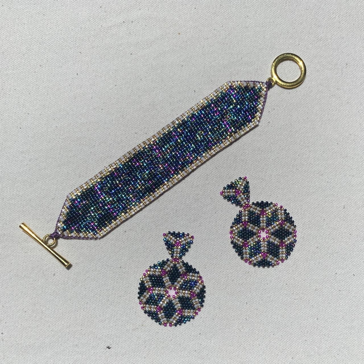 Conjunto Aretes Altair I y Pulsera Geométrica Azul Reflejos