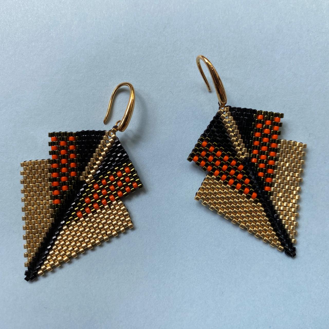 Aretes Centauri Verde, Dorado y Naranja