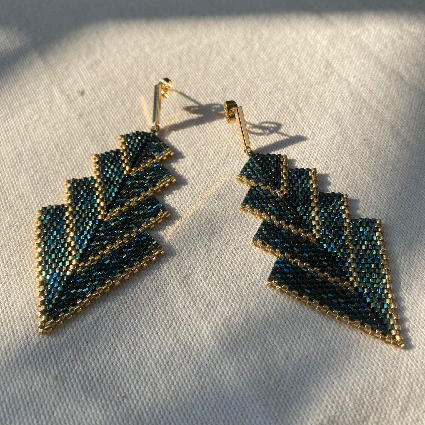 Conjunto Aretes Rigel y Pulsera Capella Verde y Dorado