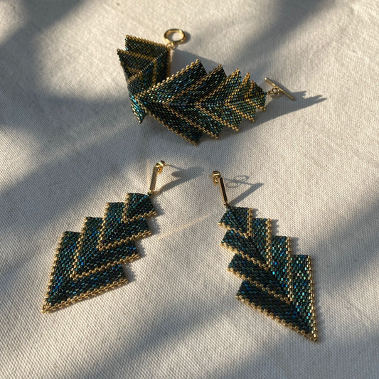 Conjunto Aretes Rigel y Pulsera Capella Verde y Dorado