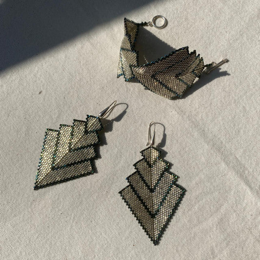 Conjunto Aretes y Pulsera Vega Plateado y Verde