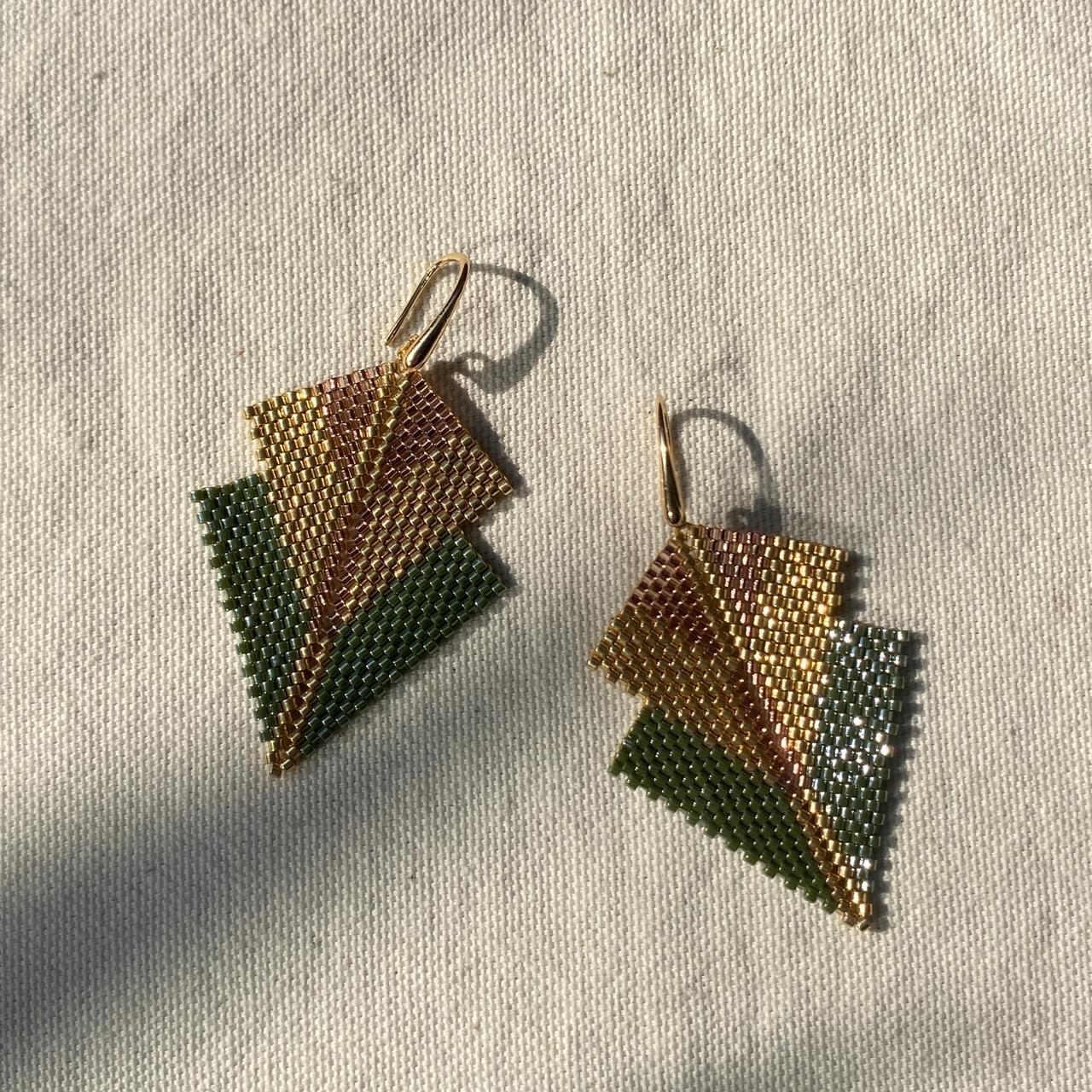 Aretes Centauri Verde, Cobre y Dorado
