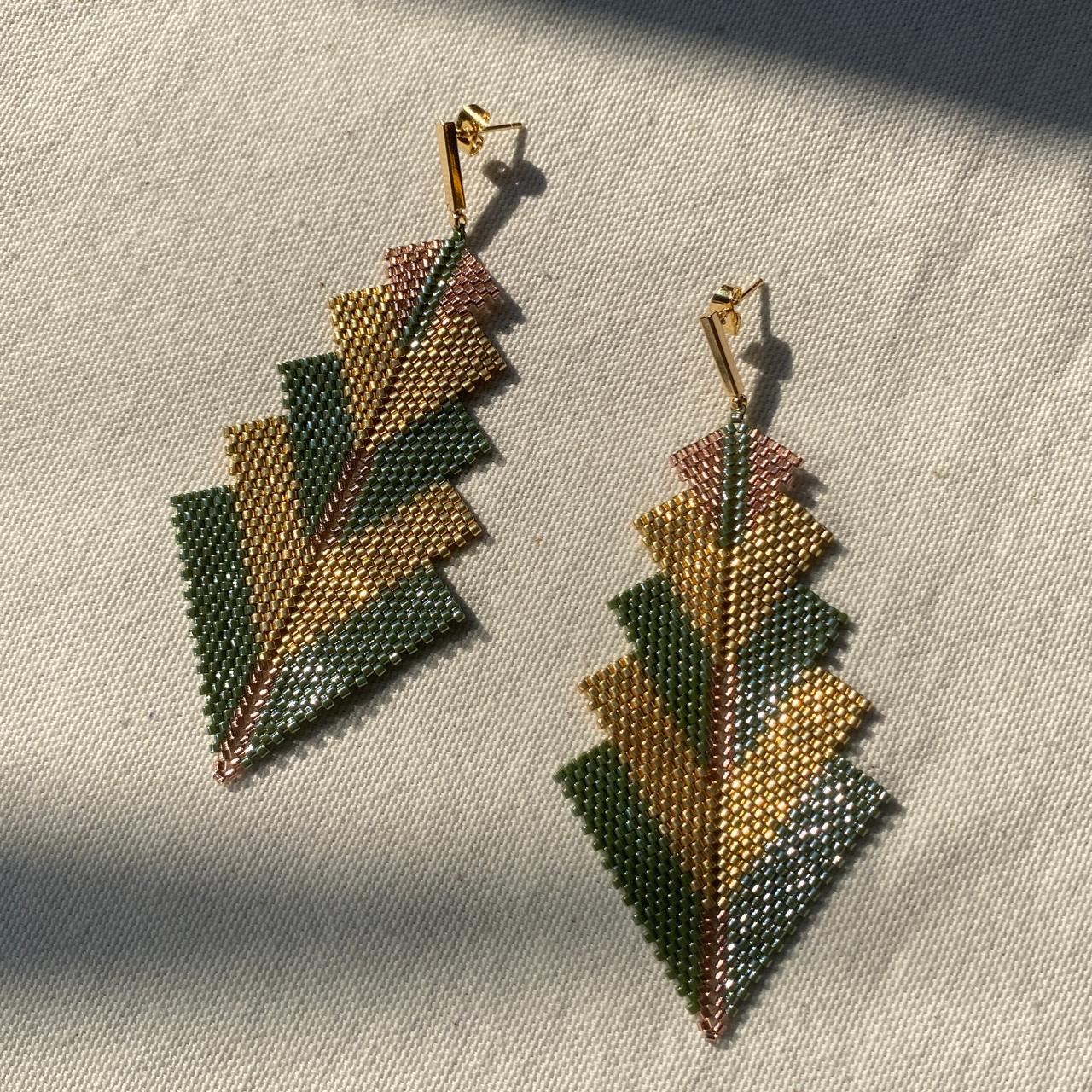 Aretes Capella Verde Claro, Cobre y Dorado