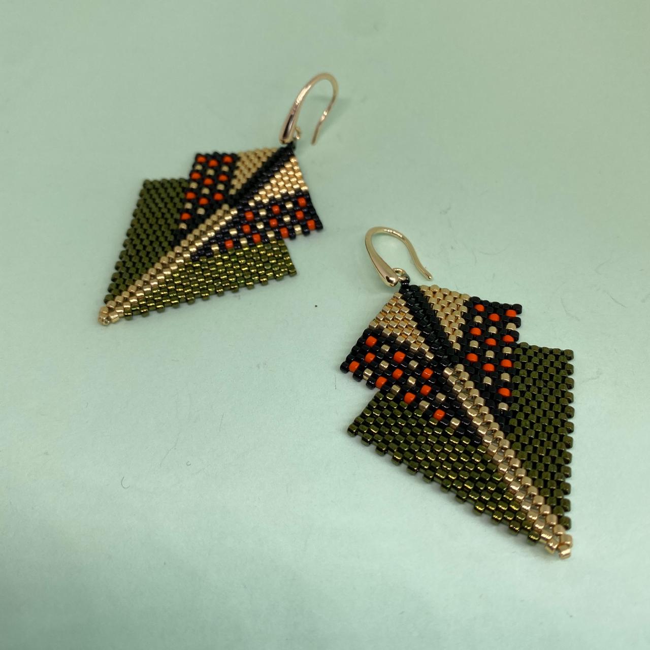 Aretes Centauri Verde, Negro y Dorado