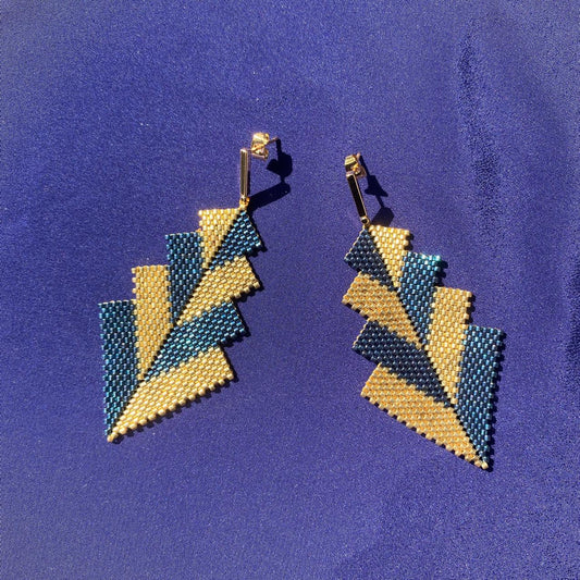 Aretes Rigel Azul Eléctrico y Dorado - Asimétrico