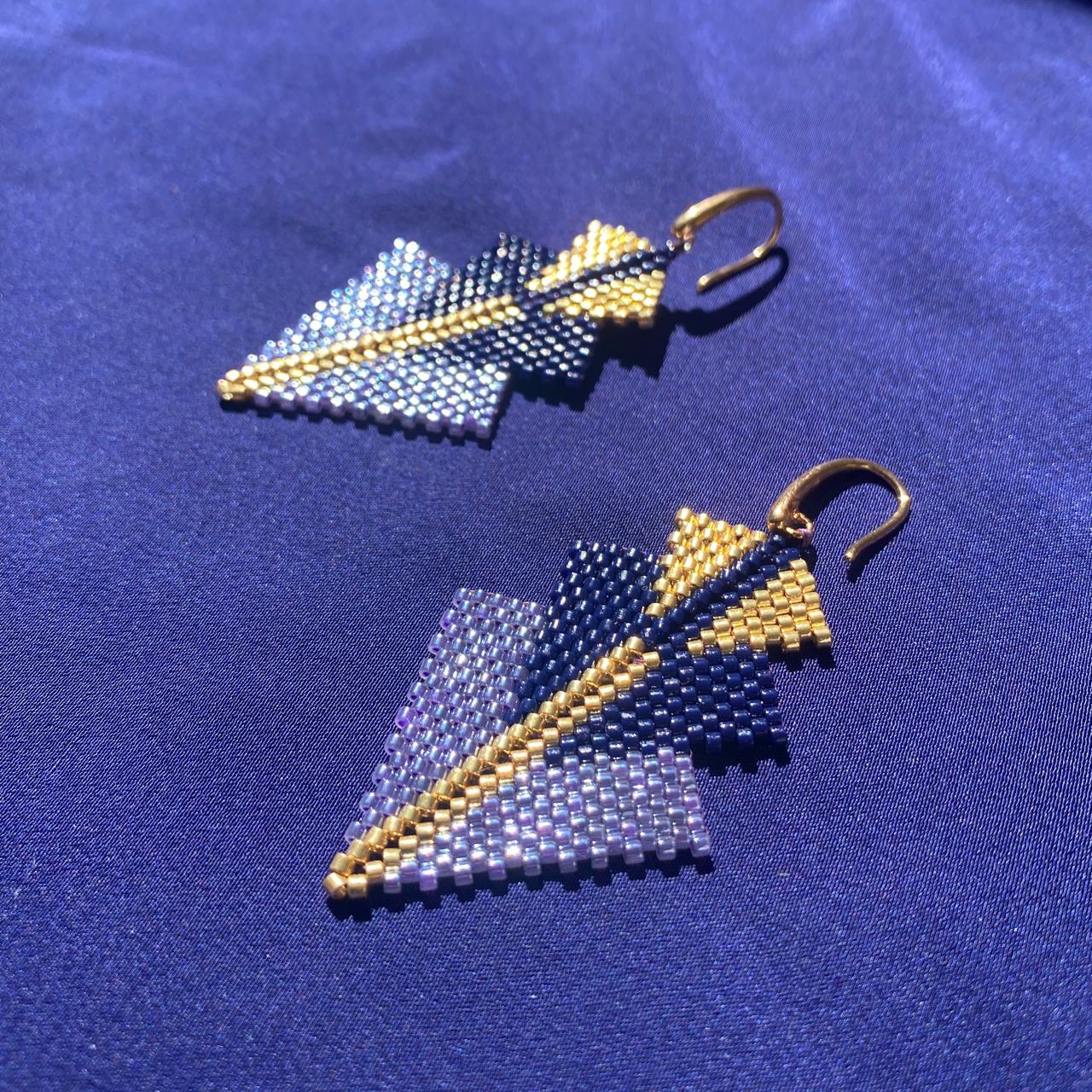 Aretes Mini Rigel Morado, Azul Marino y Dorado