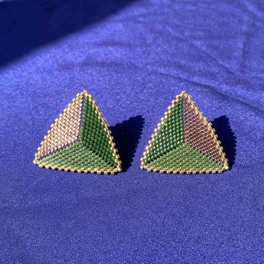 Aretes Triángulos con Borde Verde Claro, Verde Olivo y Cobre