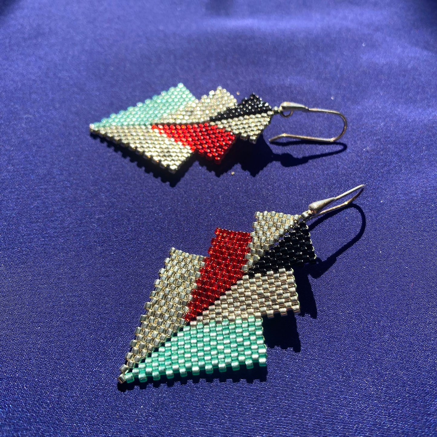 Aretes Mini Rigel Rojo, Verde Agua y Plateado