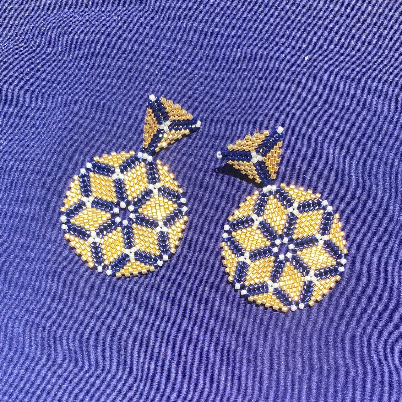 Aretes Altair I Dorado, Azul Marino y Blanco