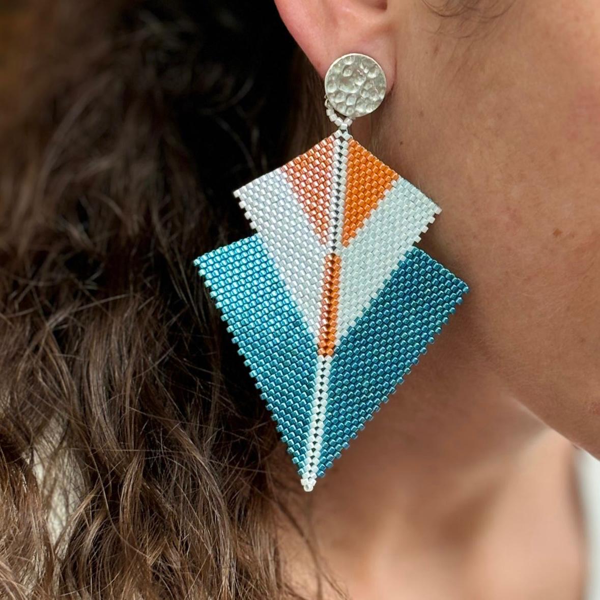 Aretes Sirius Azul Eléctrico