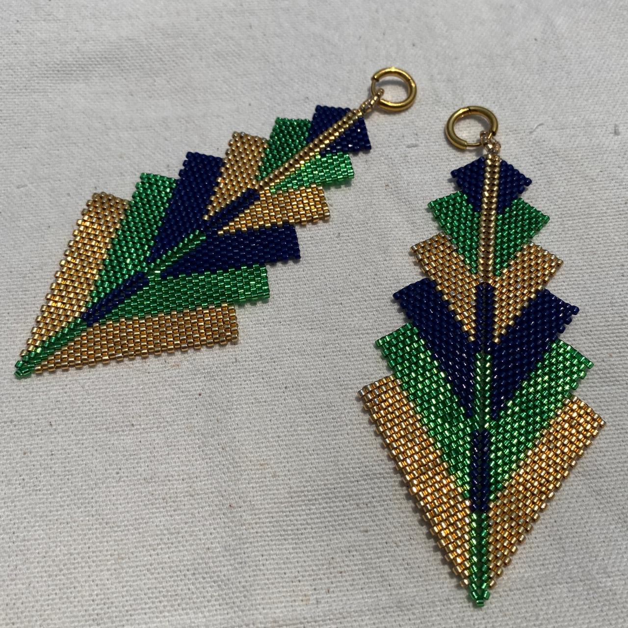Aretes Prabhas Verde Limón