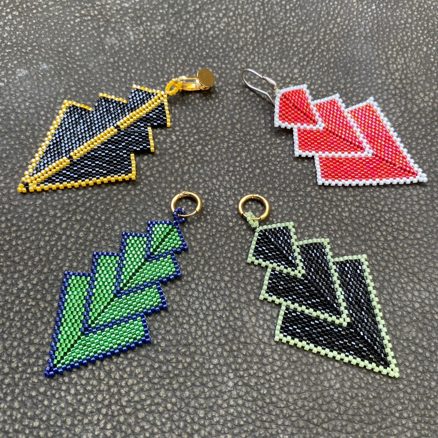 Aretes Danika Negro y Verde Claro