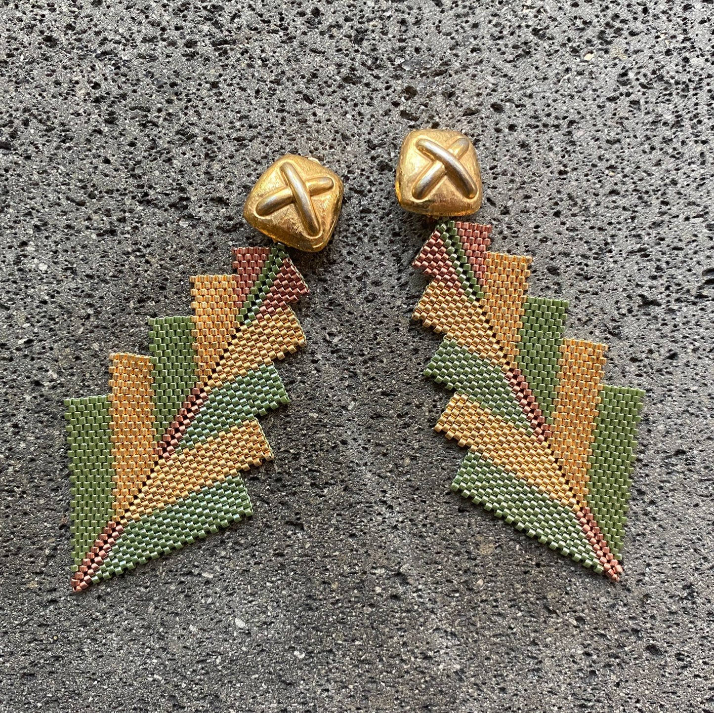 Clips Vintage Cruz Dorado