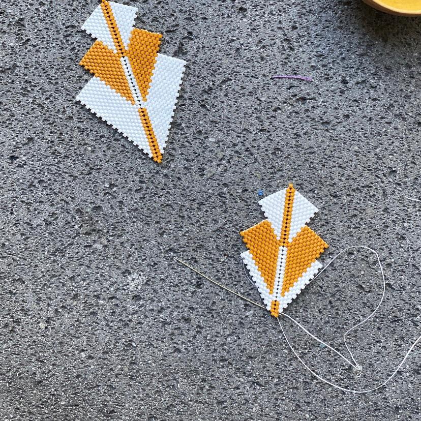 Aretes Danika Blanco y Mostaza - Izamal