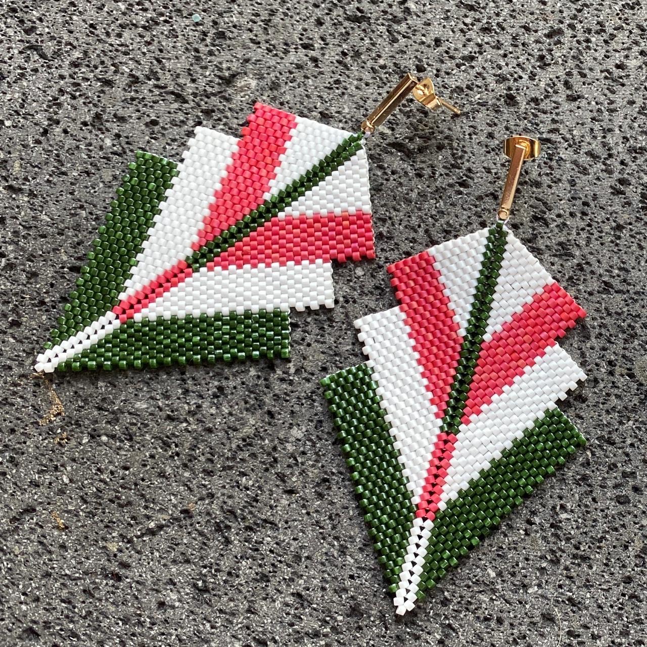 Aretes Vega Verde Olivo, Blanco y Rosa - Flamingos