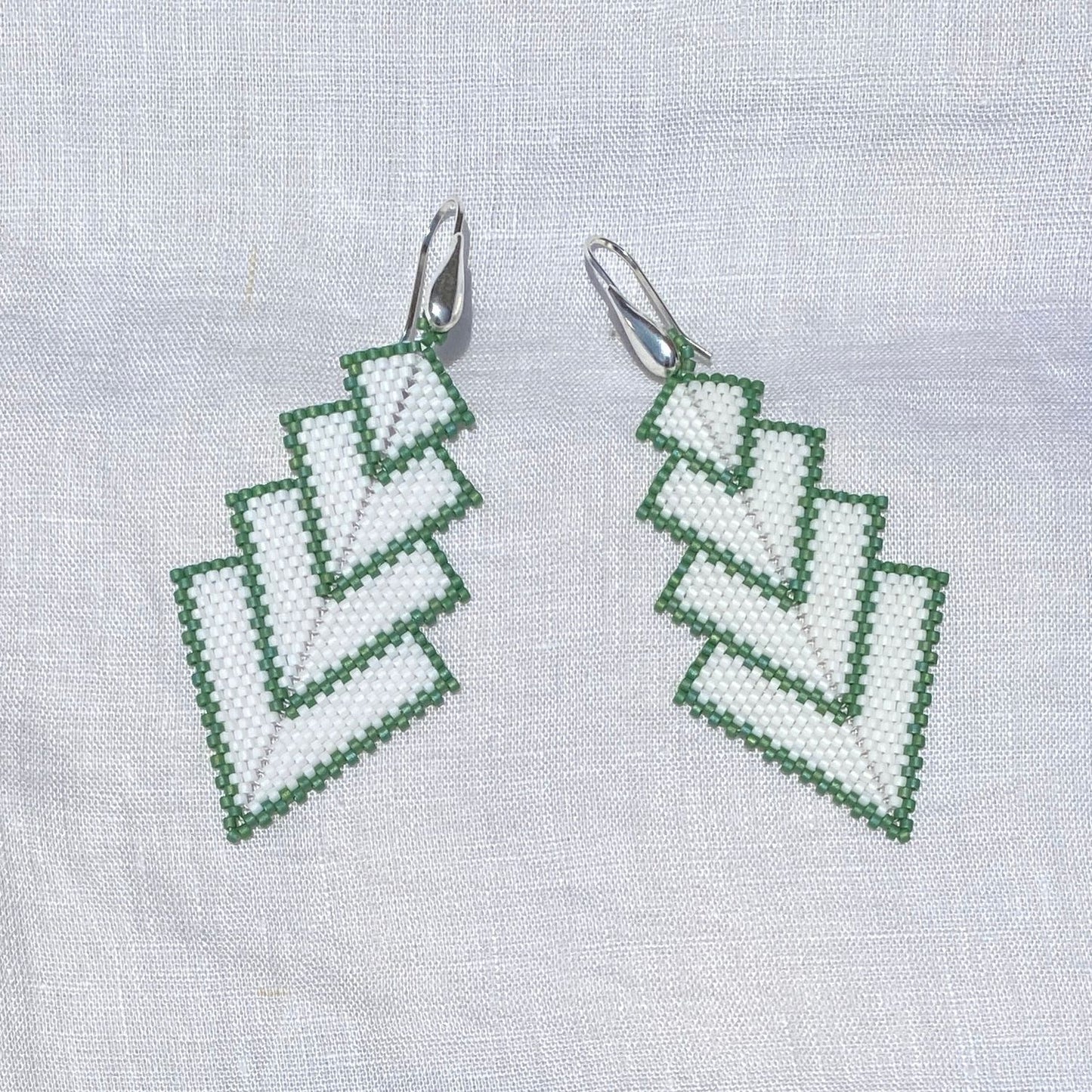 Aretes Rigel Blanco y Verde - Laguna