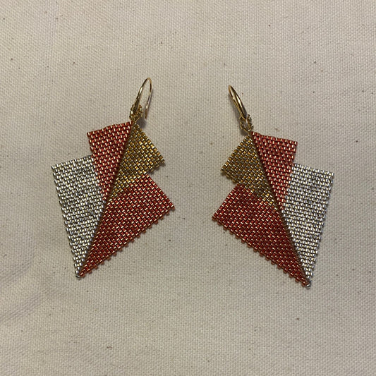 Aretes Atik Tres Oros - Asimétrico