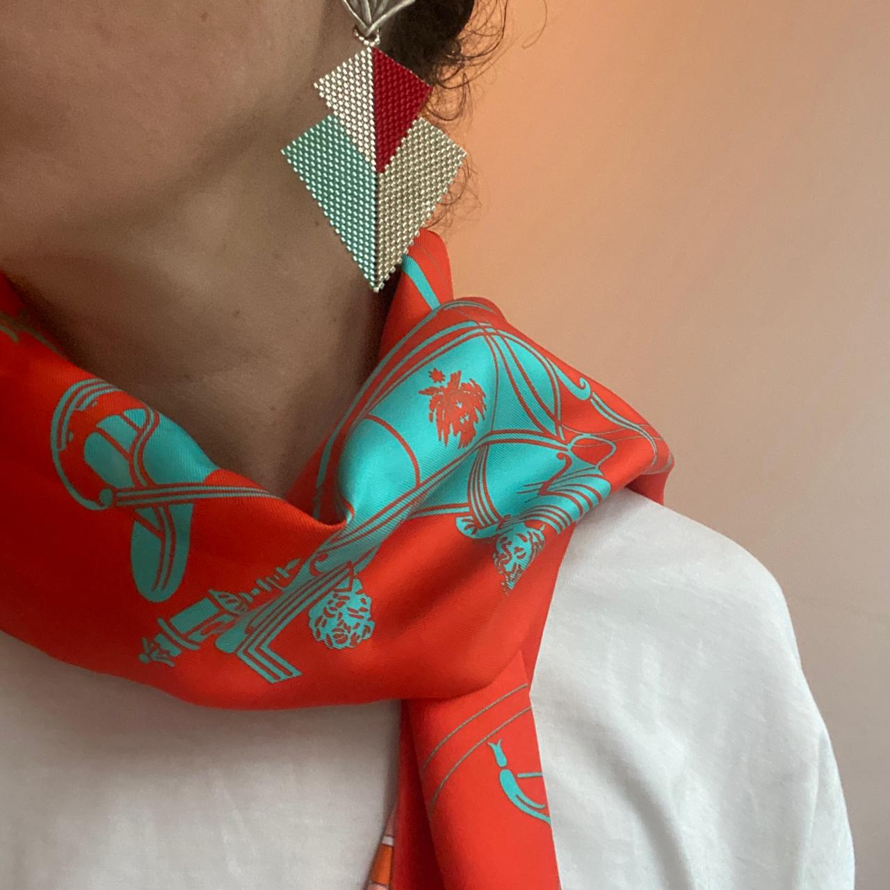 Aretes Atik Verde Agua y Plateado - Asimétrico