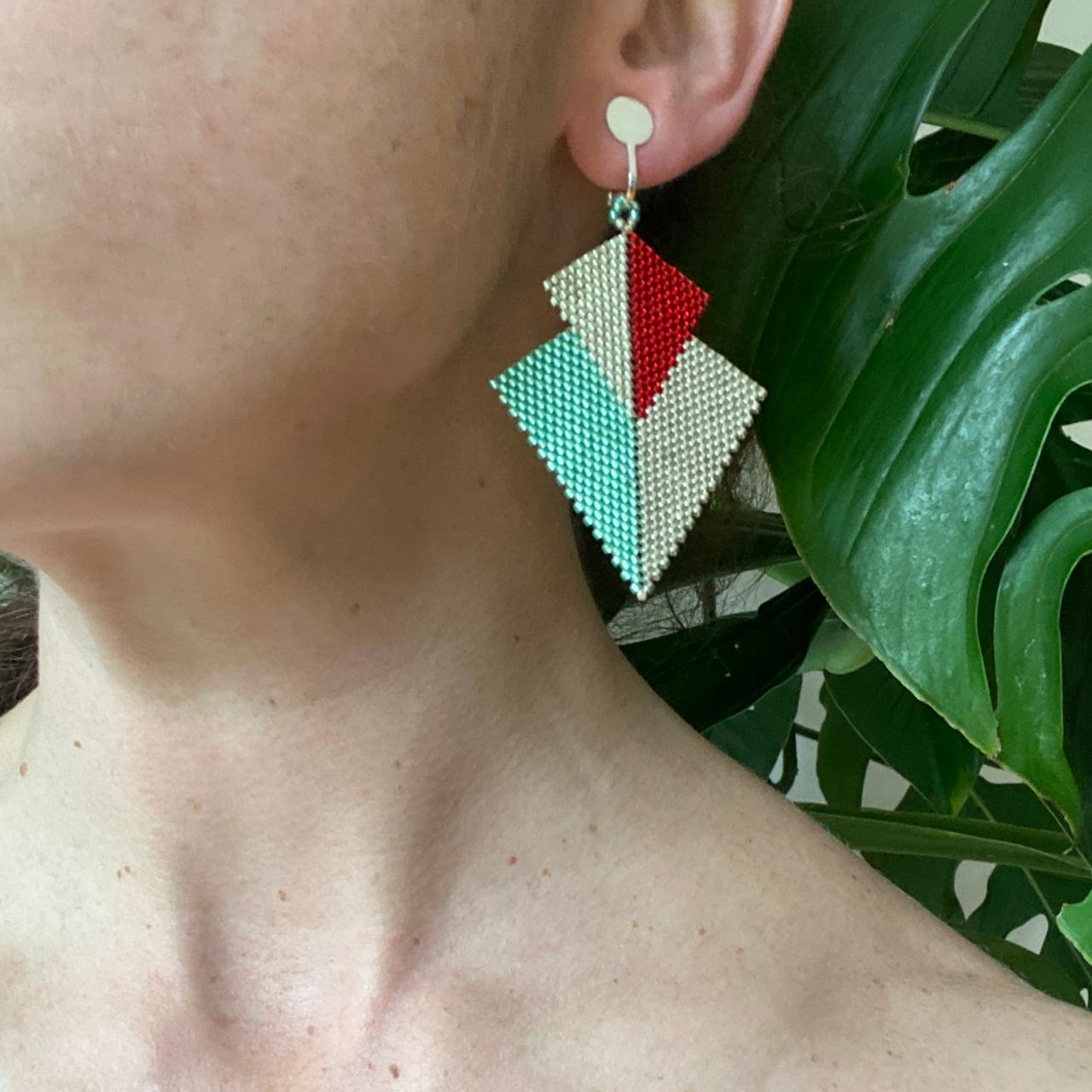 Aretes Atik Verde Agua y Plateado - Asimétrico
