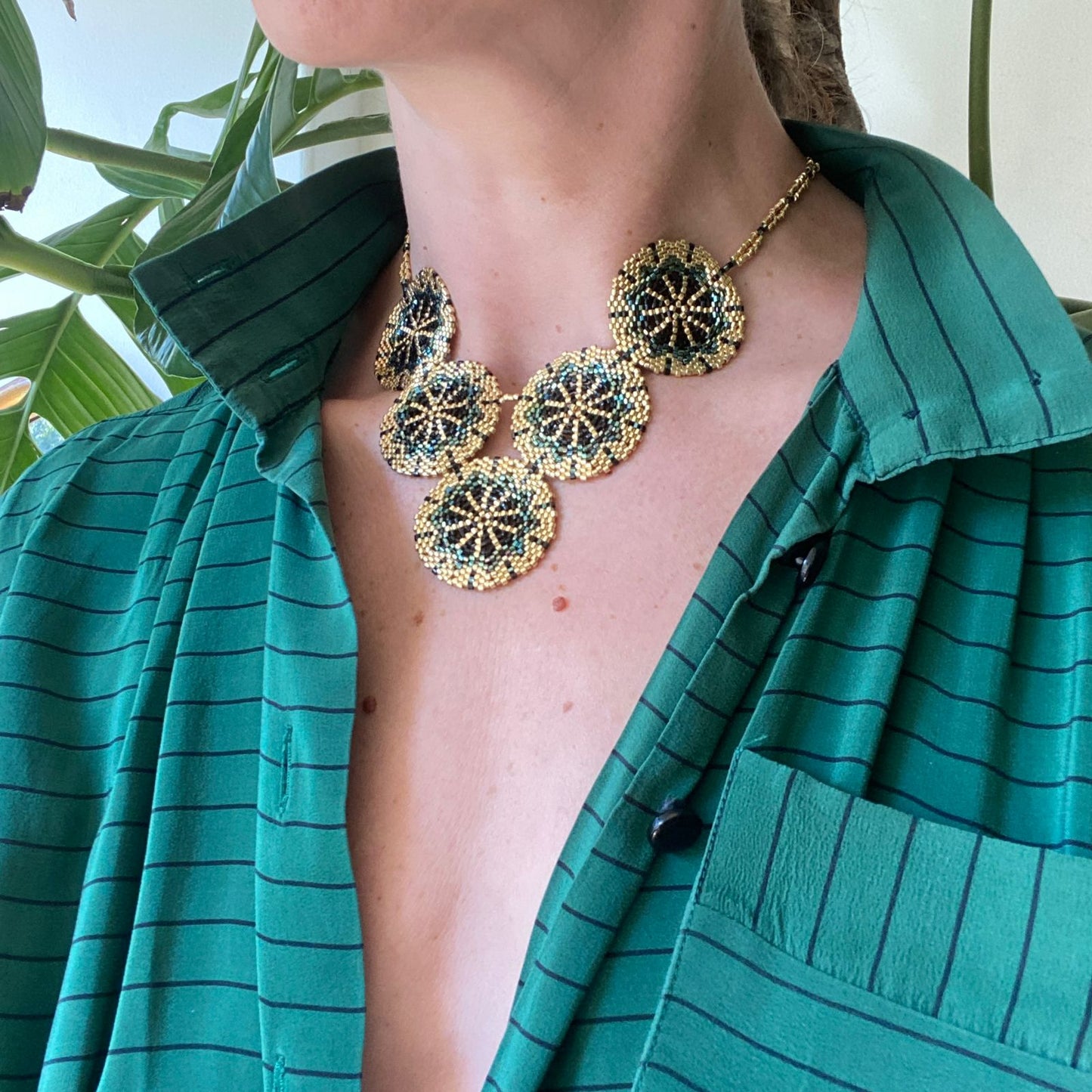 Collar Cempasúchitl Verde y Negro