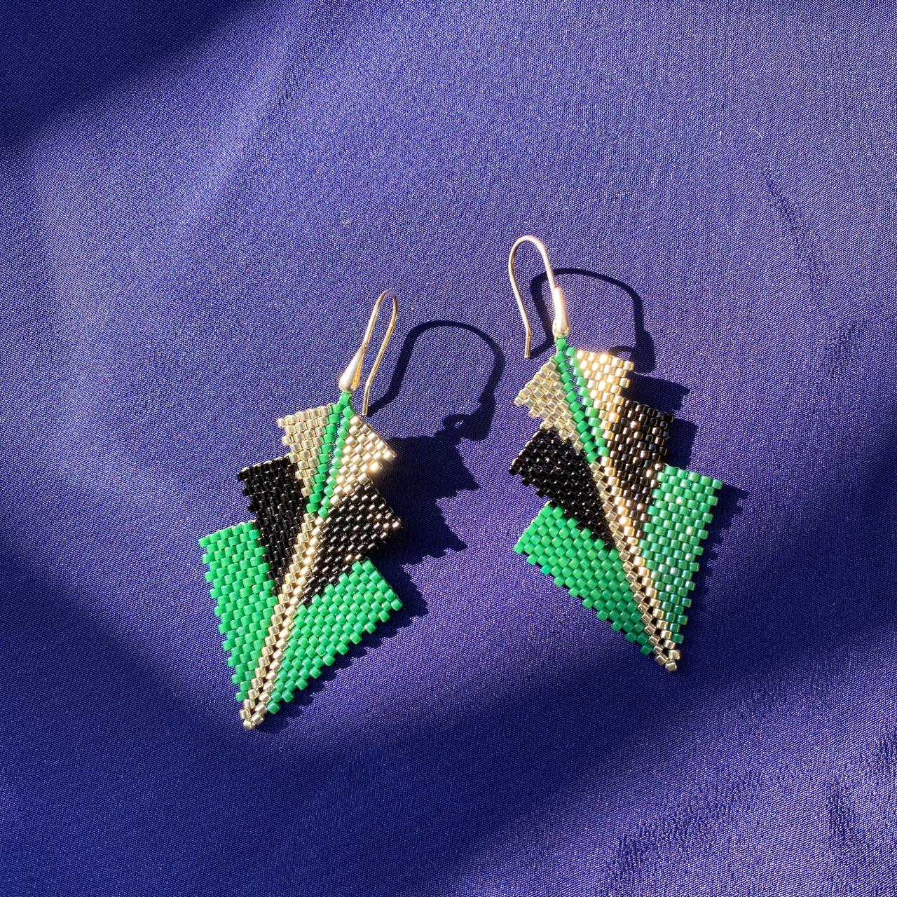 Conjunto Aretes Mini Rigel y Pulsera Art Déco Verde Esmeralda