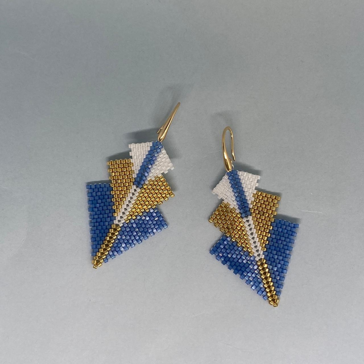 Aretes Mini Rigel Azul Escamas y Blanco