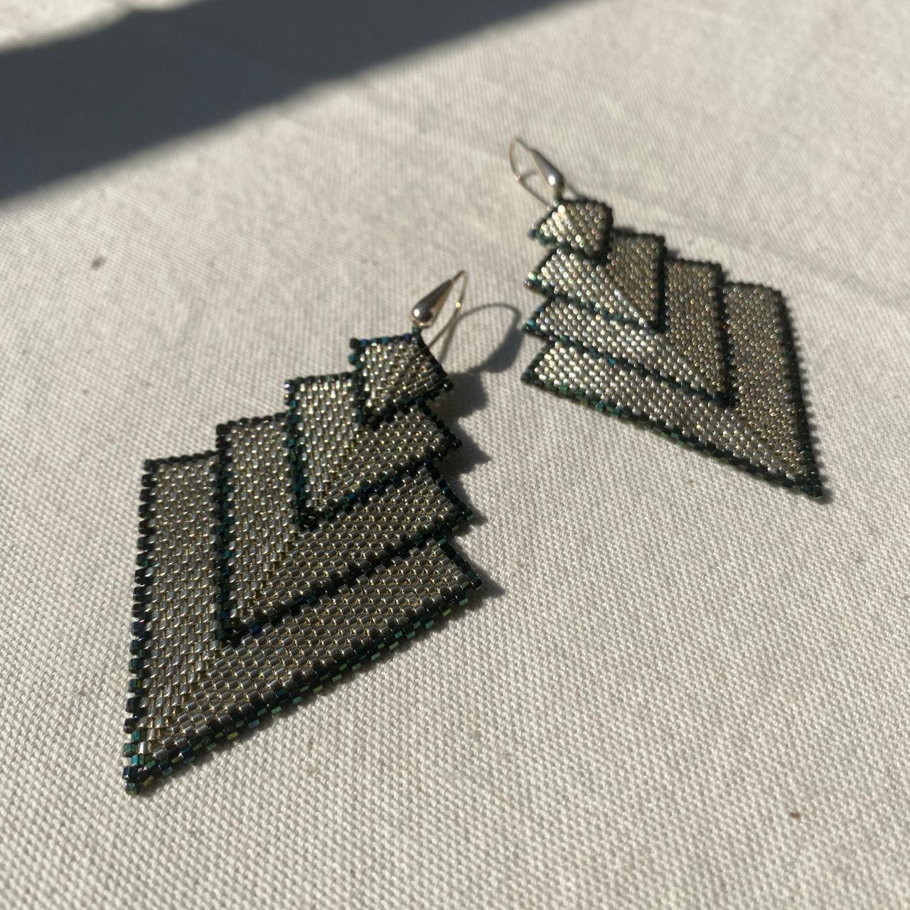 Conjunto Aretes y Pulsera Vega Plateado y Verde