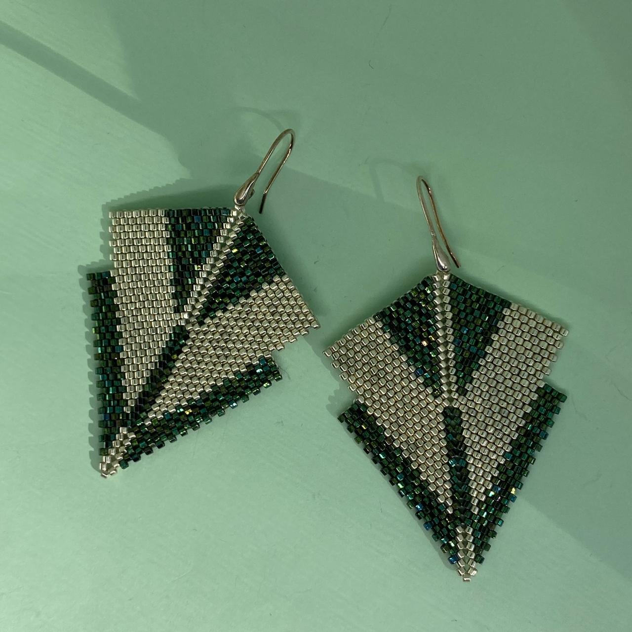 Aretes Canopo Verde y Plateado