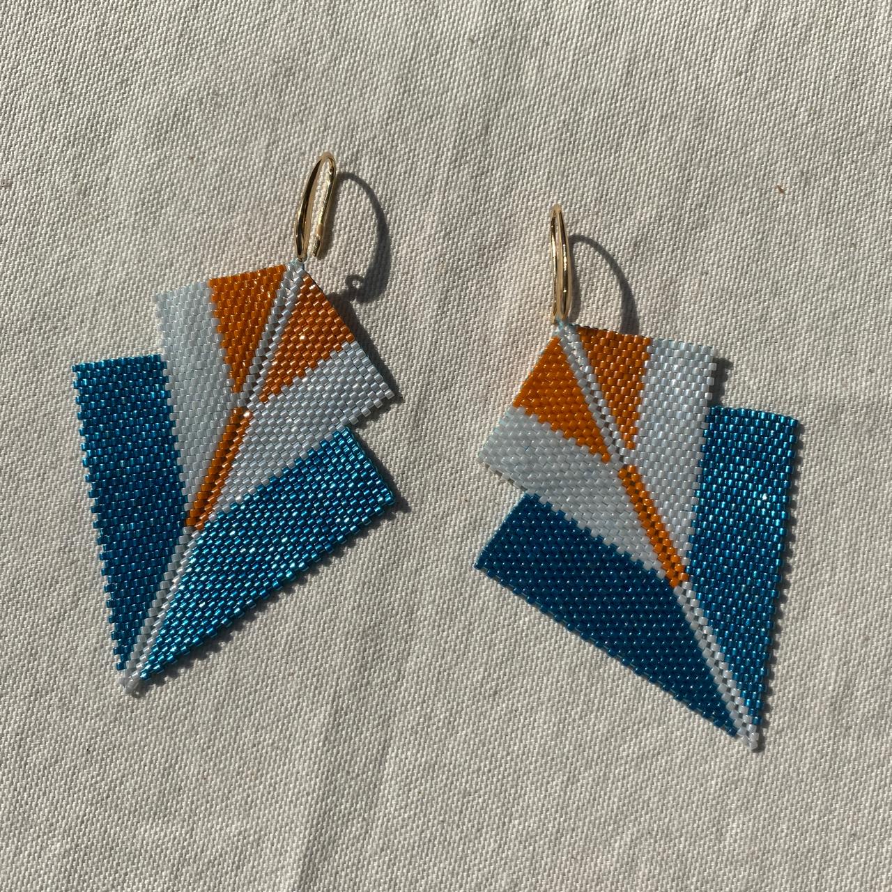 Aretes Sirius Azul Eléctrico