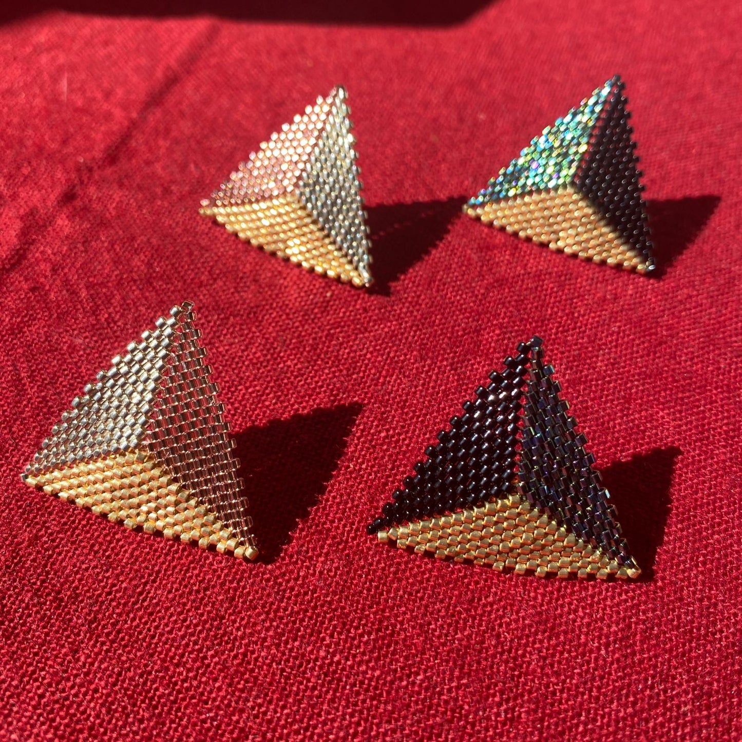 Aretes Triángulos Tricolor Tres Oros